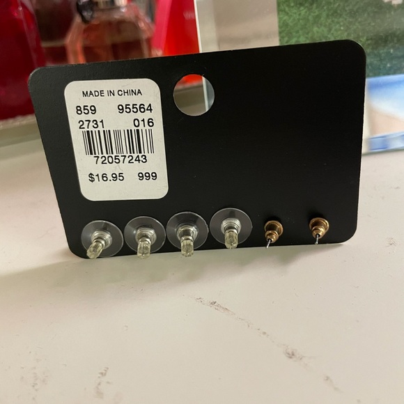 Earring set - Picture 2 of 2